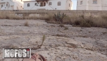 MOFOS – Piikara Blood Meets Jordi At The Beach And Decides To Take His Huge Cock In Public