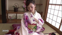 Kinky Japanese Amateur Rei Mizuna Delights in Daring Sexual Showmanship